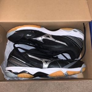 Mizuno Volleyball Shoes